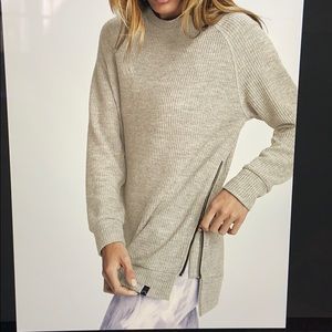 NWT Varley Sierra Sweater, S, oatmeal!